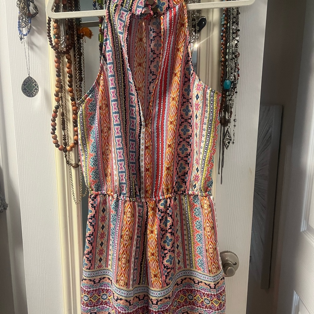 Sleeveless Patterned romper